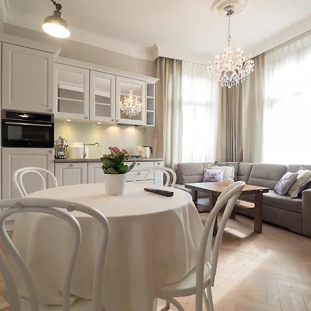 Sw. Antoniego Lägenhet Wrocław